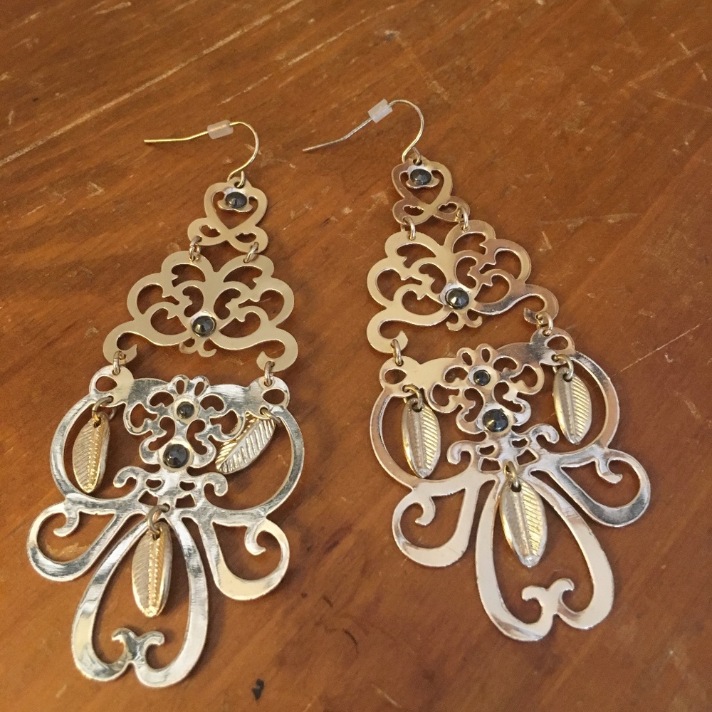 Elegant Gold Dangle Earrings